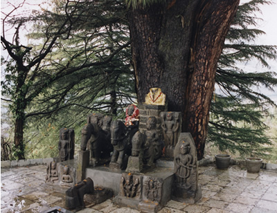 Statues of Guga Chohan and his family