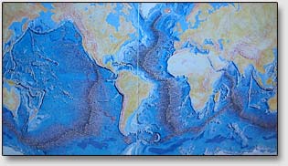 Карта дна мирового океана.